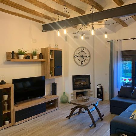 Appartement Alojamiento Con Amplio Salon Y Chimenea. à Valverde  Extérieur photo
